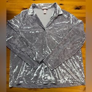 Victoria's Secret Crushed Velvet Pajama Sleep Shirt Silver Long Sleeve Sz Medium